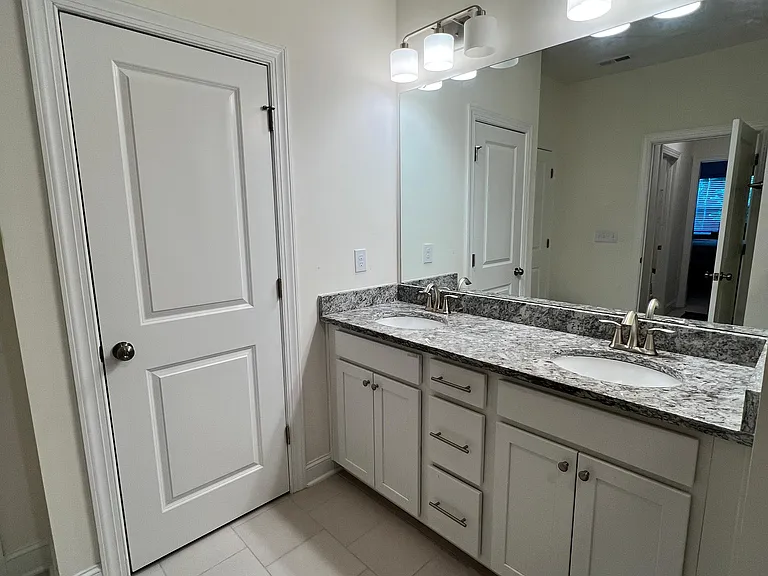2563 Hutch Ln — Photo 15