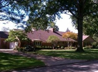 327 Country Club Dr NE, Warren, OH
