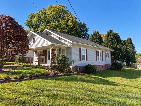 808 Faet St SW, Valdese, NC 28690