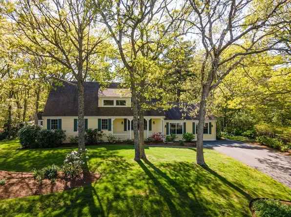 53 Settlers Ln, South Dennis, MA 02660