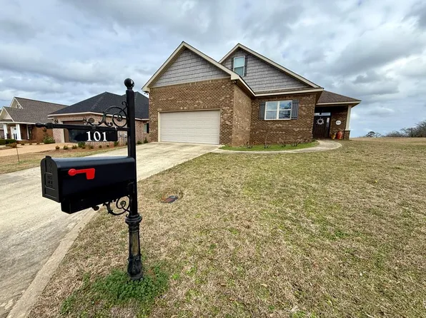 101 Garden Ln, Troy, AL 36081