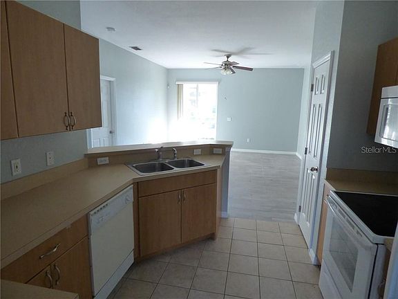 3rd image of 5261 Janus Ave