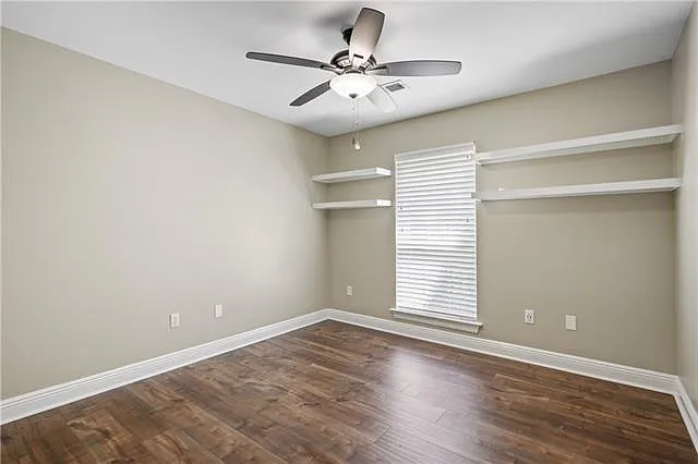 1305 Spring Ridge Cir — Photo 15