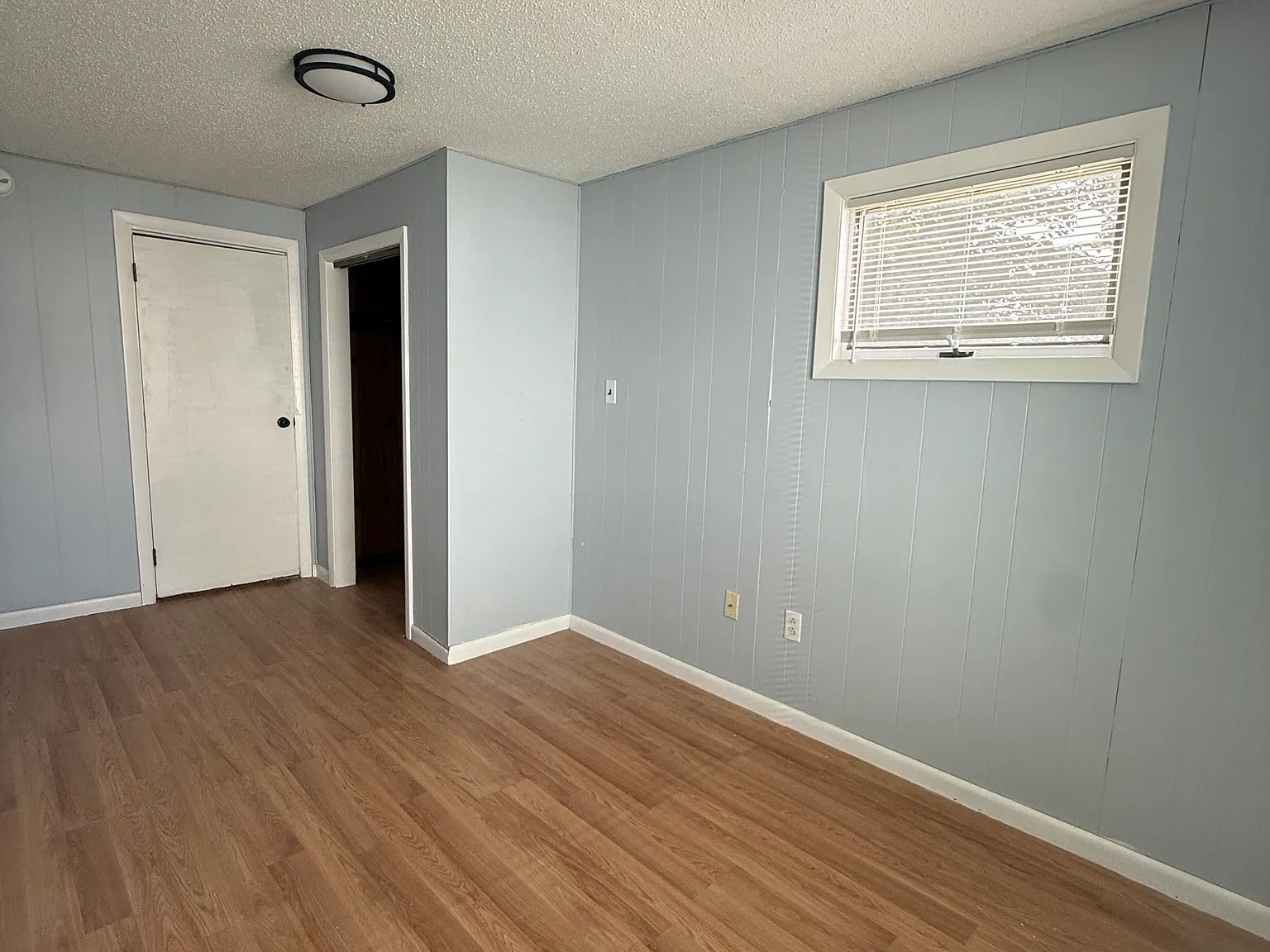 2 bed, 900 sqft, $1,500 — Photo 4