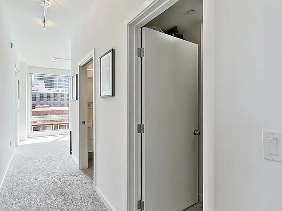 5th image of 11 Franklin St Unit 802
