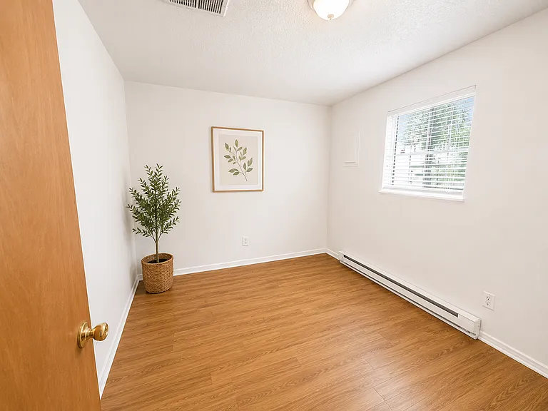 1101 Coal Sw — Photo 3