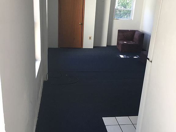 3rd image of 639 N 12th St #2