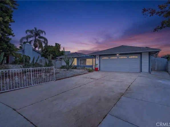 2204 Wilkie Dr, Pomona, CA 91767
