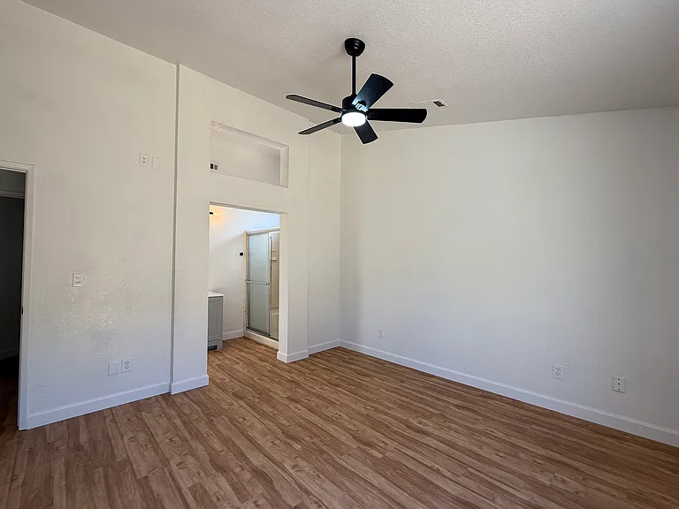 2145 Alta Sierra St — Photo 13