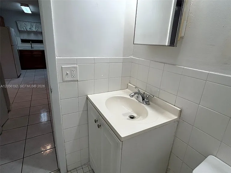 1925 Madison St #14 — Photo 16