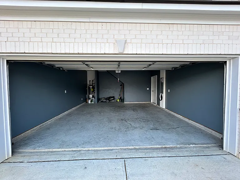 152 Marion Dr — Photo 36