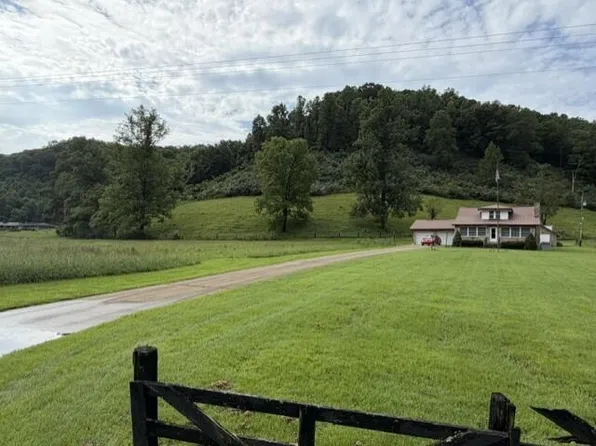 91 Mudlick Br, Prestonsburg, KY 41653