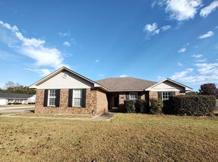3140 Tuckaway Dr, Sumter, SC 29154