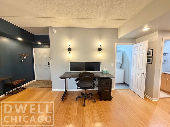 5th image of 4625 W Lawrence Ave APT 401