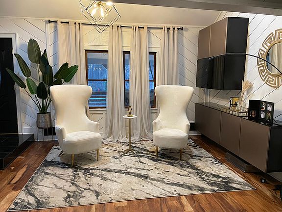 Sitting area in living room