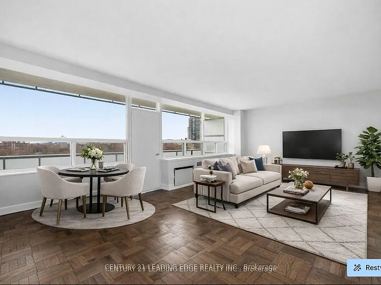 103 Avenue Rd #501 — Photo 2
