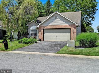 622 Pondside Ln, Lebanon, PA 17042