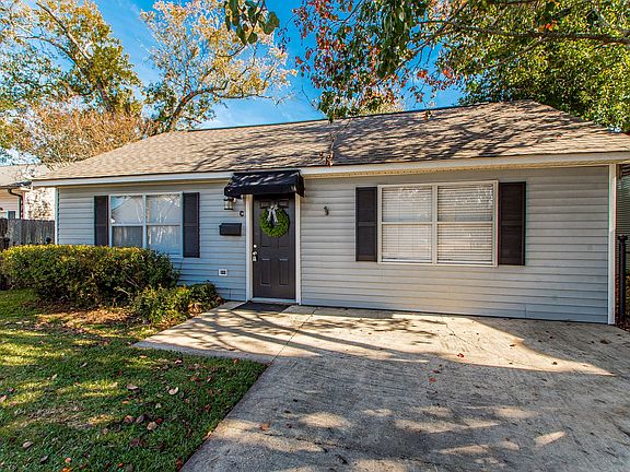 2nd image of 204 N Cypress St #C