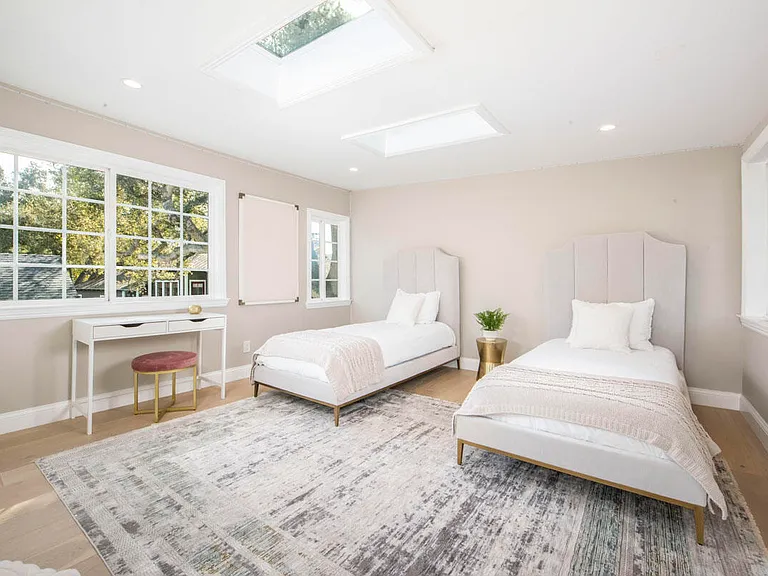 627 Romero Canyon Rd — Photo 16