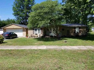 1525 S 5th St, Clinton, IN 47842