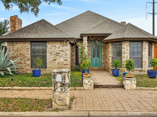 4712 N 6th St, McAllen, TX 78504