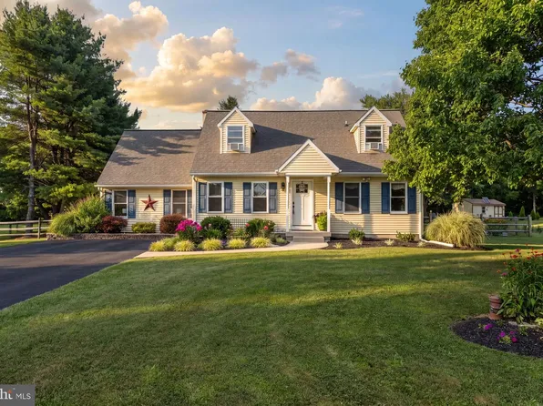 50 Saddler Dr, Christiana, PA 17509
