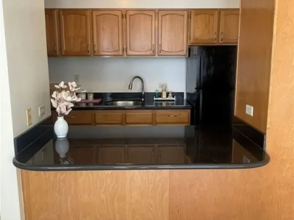 2522 Date St APT 1105, Honolulu, HI 96826