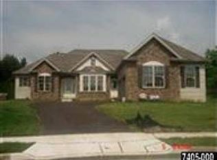 710 Hemlock Ct, Hanover, PA 17331