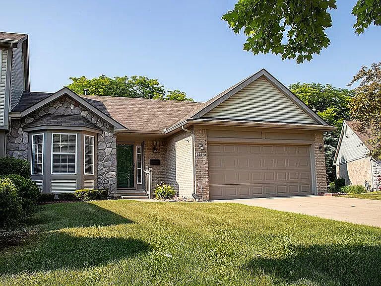 1st image of 22672 Woodcreek Dr