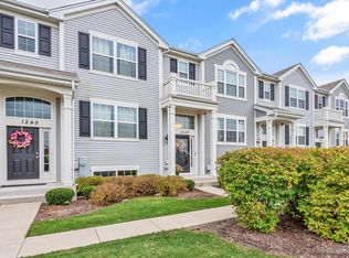 1247 Alta Vista Dr, Hampshire, IL 60140
