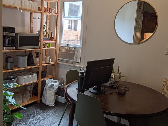 5th image of 2132 E Cumberland St #1