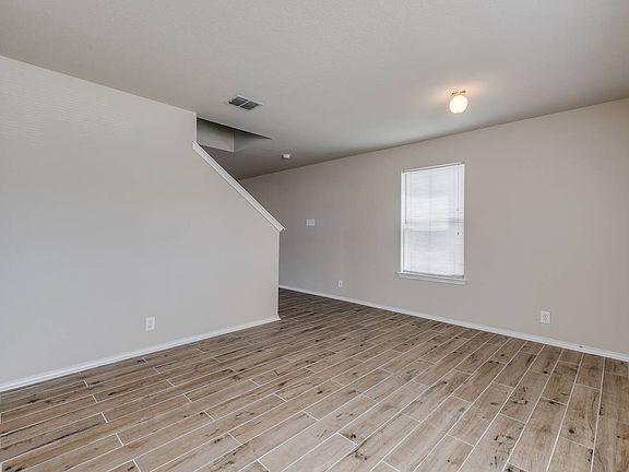 5th image of 1314 Laurel Lk