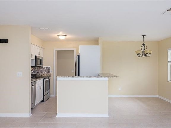 5th image of 2908 W Tyson Ave