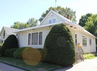 1733 W 5th St, Winona, MN 55987