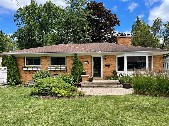 3rd image of 1431 Ardmoor Ave