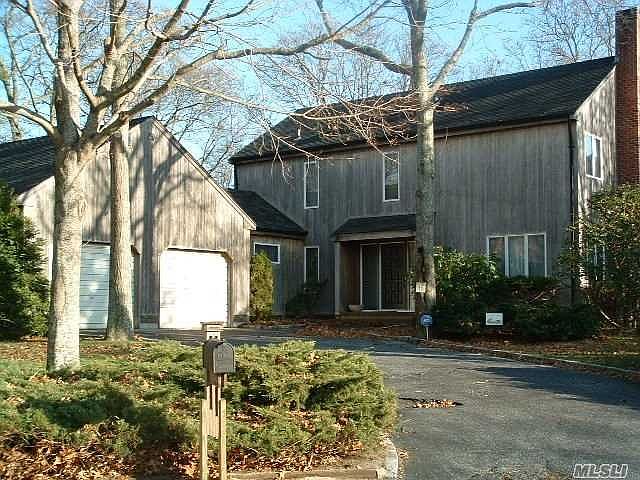 1st image of 33 Oak Ln