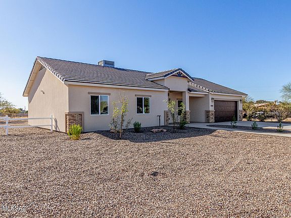 3rd image of 11460 W Amole Cir