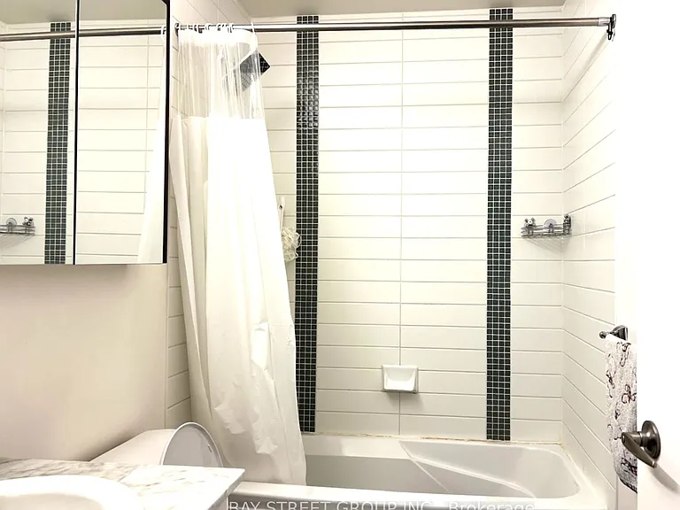 4070 Confederation Pkwy #2808 — Photo 8