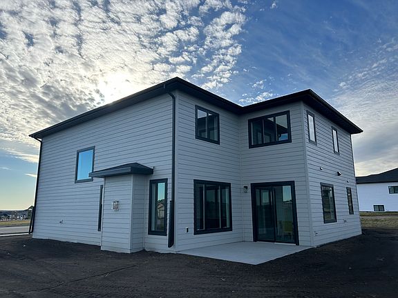 2nd image of 1910 Frisco Way