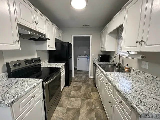 3114 Ocean Dr — Photo 12