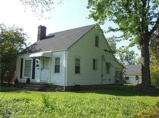 19249 Meredith Ave, Euclid, OH 44119