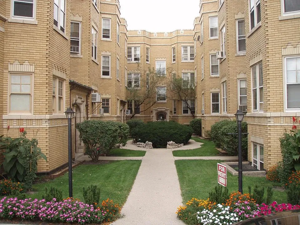 2148 Elmwood Ave #3