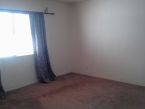 4th image of 705 Tanglewood Dr