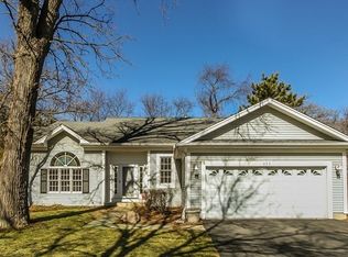 432 Adare Dr, Cary, IL 60013