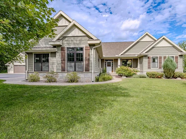 3532 Old Oak Trl, Rhinelander, WI 54501