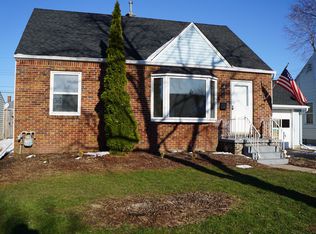 61 Birkdale Rd, Cheektowaga, NY 14225