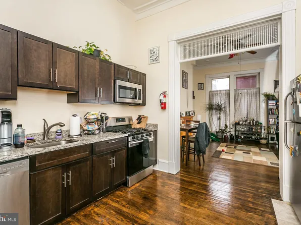 2121 Saint Paul St, Baltimore, MD 21218