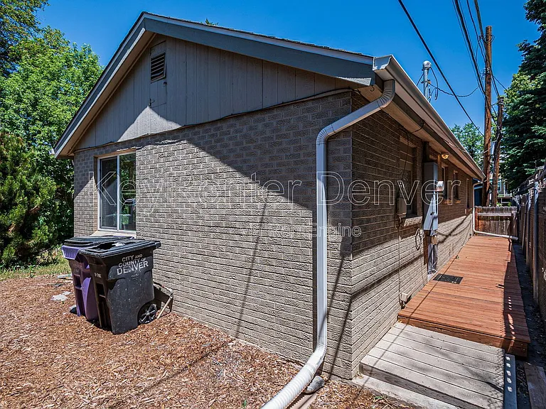 3713 Wolff St — Photo 22
