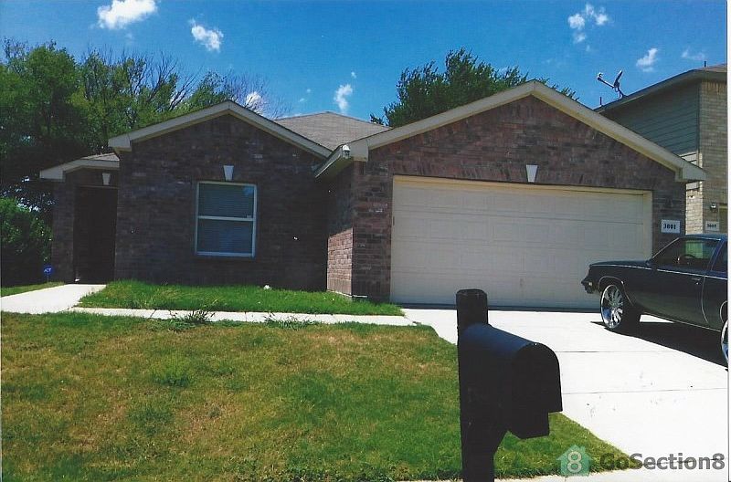 1st image of 3001 Dusty Oak Dr