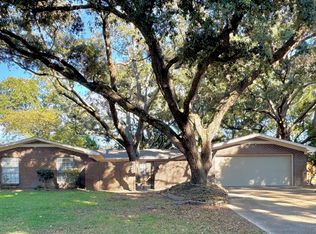 304 Fairview Dr, Biloxi, MS 39531